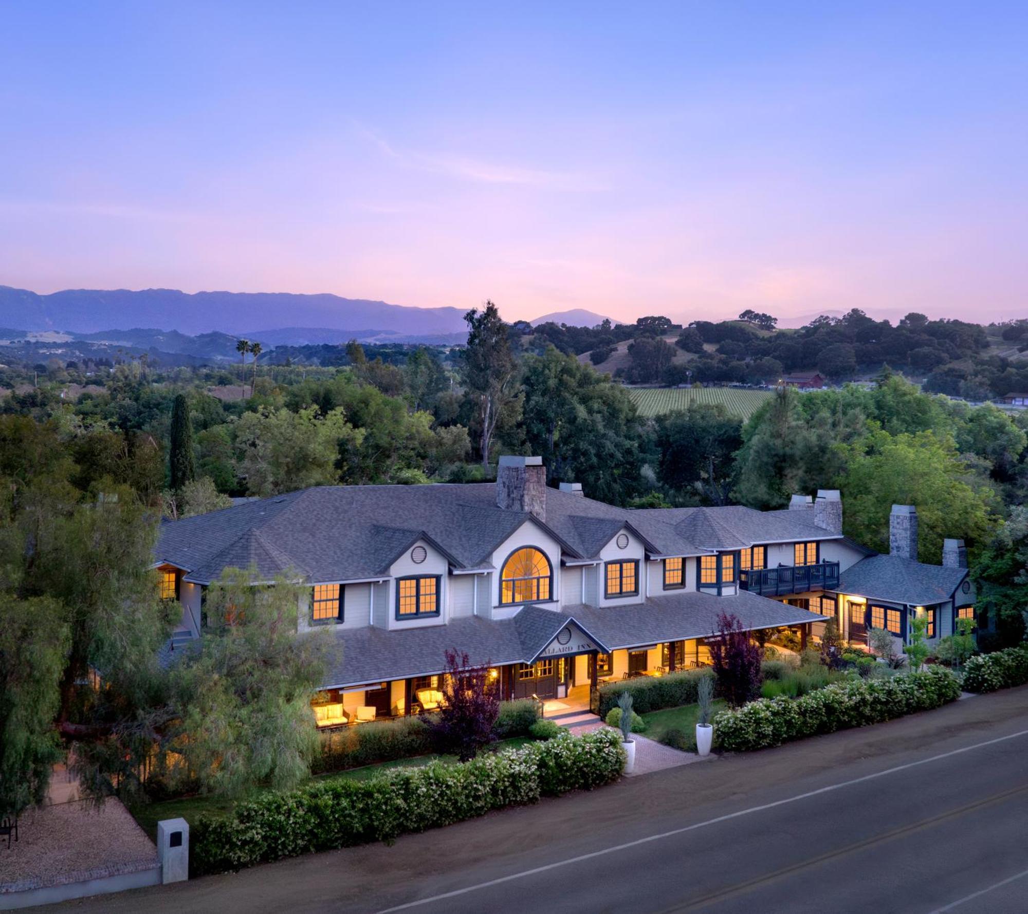 The Ballard Inn, A Kirkwood Collection Hotel Esterno foto