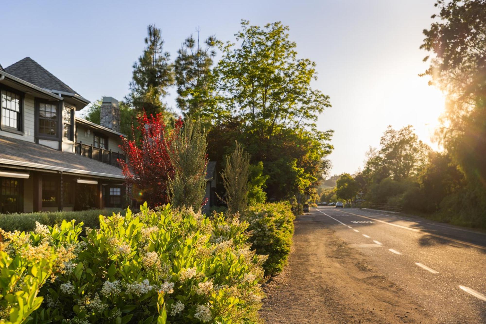 The Ballard Inn, A Kirkwood Collection Hotel Esterno foto