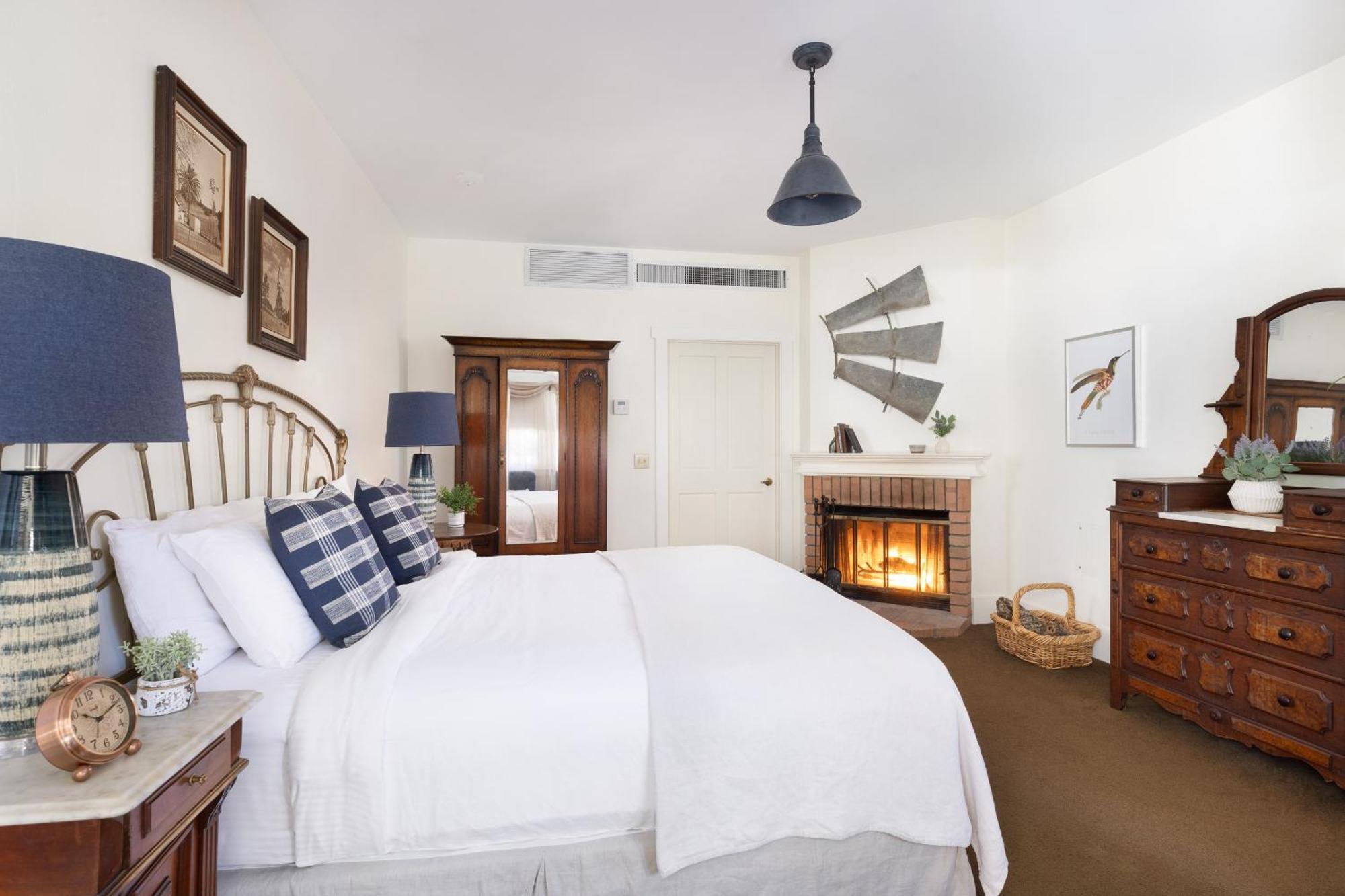 The Ballard Inn, A Kirkwood Collection Hotel Esterno foto